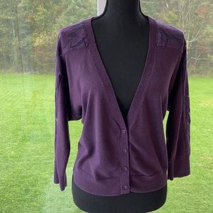💜American Eagle Plum Lace Cardigan